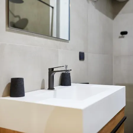 Brand New Steps From Citylife, Sempione, Allianz Mico - Metro Domodossola - Metro Portello - Tram Right Outside To Duomo, Brera, Cadorna Reachable In 15 Min 米兰